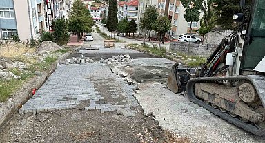 Boyabat'ta bozulan yollar onarılıyor