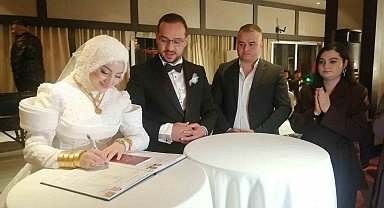 Budak ailesinin mutlu günü