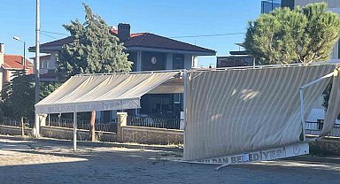 Buldan'da velilerden kırık gölgelik tepkisi
