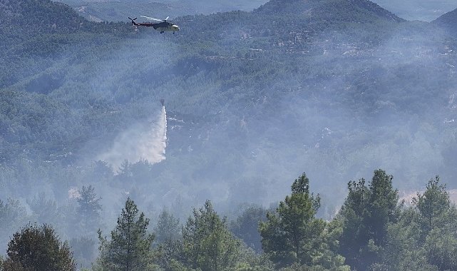 Burdur'da orman yangınına havadan ve karadan müdahale sürüyor
