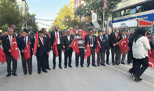 Burdur'da "Kahramanlarla Kardeşlik Yürüyüşü"