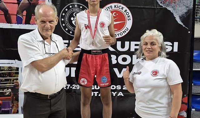 Burdurlu kick boksçulardan, Zafer Kupası'nda 10 madalya