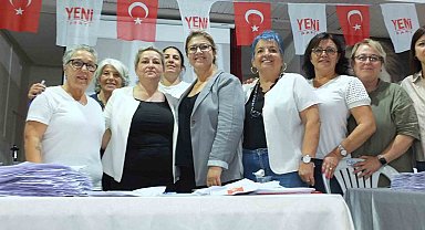 Burhaniye Yeni Partide Çiğdem Avcu başkan oldu