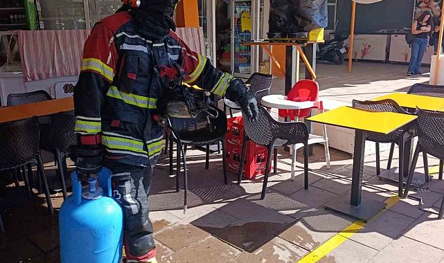Burhaniye'de işyeri yangını paniğe neden oldu