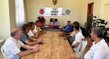 Burhaniye'de muhtarlar toplantısı yapıldı