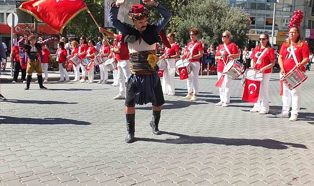 Burhaniye'nin düşman işgalinden kurtuluşunun 104.yılı törenlerle kutlandı
