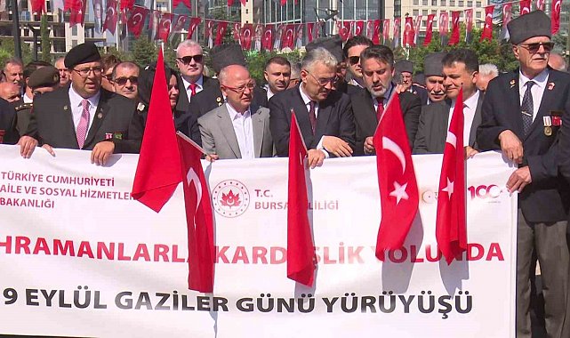 Bursa'da 19 Eylül Gaziler Günü'nde şehitler ve gaziler anıldı