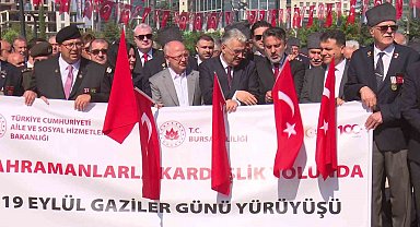 Bursa'da 19 Eylül Gaziler Günü'nde şehitler ve gaziler anıldı