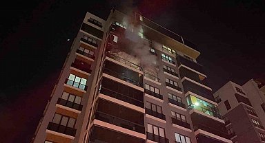 Bursa'da bina yangını: Mahsur kalan 19 kişi kurtarıldı