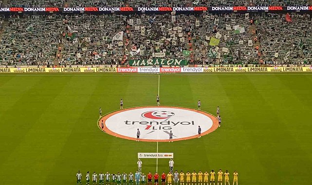 Bursaspor, İstanbulspor'u 4-0 mağlup etti