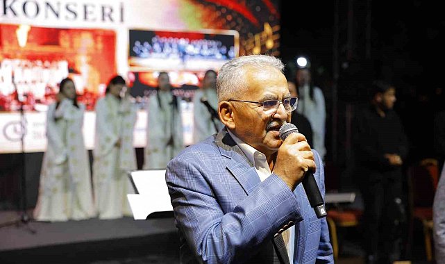 Büyükkılıç, Fuar38'de Kayserililerin coşkusunu paylaştı