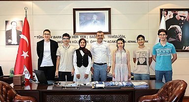 Büyükşehir'den YKS'de dereceye giren öğrencilere ödül