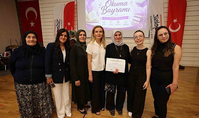 Büyükşehirle hayatları değişen kadınlar sertifikalarını aldı