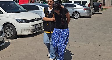Camiye namaz kılmaya gitti, yankesicilerin hedefi oldu: Cüzdanı ve altını çalındı
