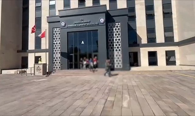 Çanakkale'de kaçak göçmen operasyonu; 7 organizatör, 115 kaçak göçmen yakalandı