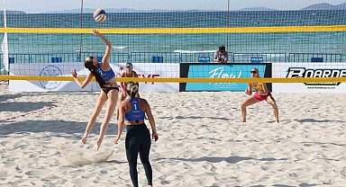 Çeşme'de Uluslararası Grand Slam Plaj Voleybolu heyecanı başladı