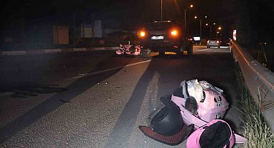 Ciple çarpışan motosiklet yaklaşık 20 metre sürüklendi: 1 yaralı