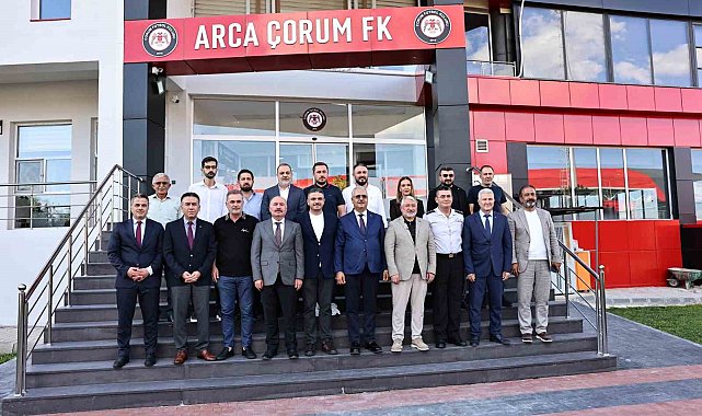 Çorum protokolünden Çorum FK'ya ziyaret: Kulüpp hedefleri istişare edildi