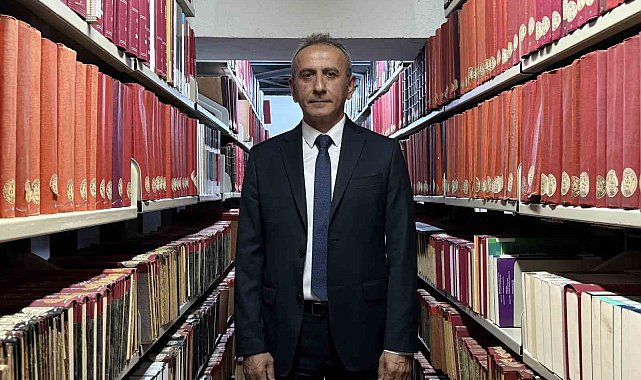 Cumhurbaşkanı Erdoğan'ın "28 Şubat döneminde çöpe atılmıştır" dediği kitapları kurtaran Minder konuştu