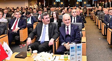Cumhurbaşkanı Yardımcısı Cevdet Yılmaz'dan İTO Başkanı Avdagiç'e teşekkür ve destek