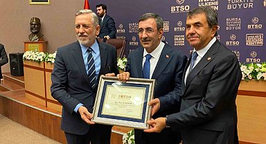 Cumhurbaşkanı Yardımcısı Yılmaz Bursa iş dünyasının temsilcileriyle bir araya geldi