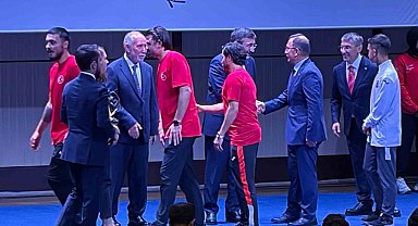 Cumhurbaşkanı Yardımcısı Yılmaz: "Bugün ülkemizde toplam 5 bin 555 gençlik ve spor tesisi var"