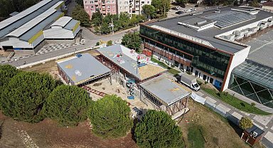 Cumhuriyet Mahallesi'nin kitap kahvesi hızla yükseliyor