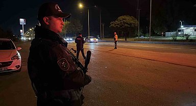 D-100'de polis ekiplerinden geniş çaplı denetim
