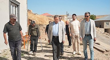 Darende'de Üçpınar Mahallesi'ne çevre düzenlemesi