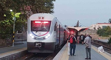 Denizli - İzmir treni arıza yaptı
