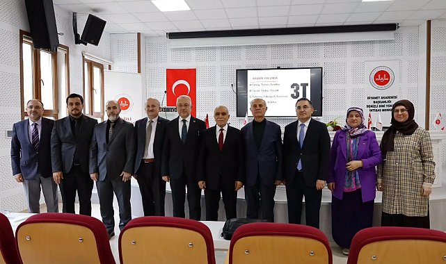 Denizli'de 'İdeal Din Görevlisi Nasıl Olmalı' konferansı düzenlendi