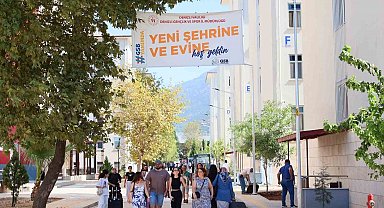 Denizli'deki yurtlarda kayıt heyecanı yaşanıyor
