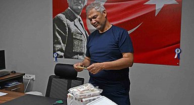 Depremde annesinin cenaze naklini yapan ekiplere 3,5 yıl sonra duygulandıran teşekkür