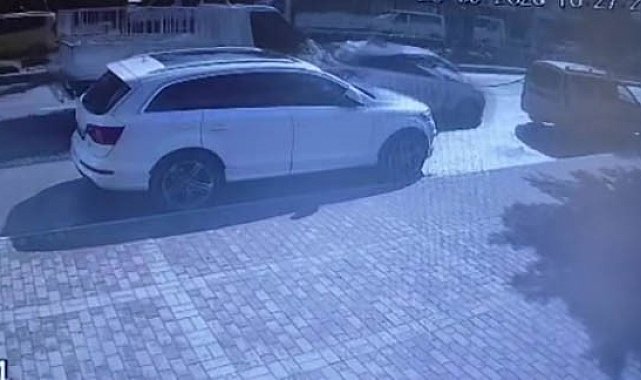 Direksiyon eğitimi alan kursiyerin ani freni kazayı beraberinde getirdi