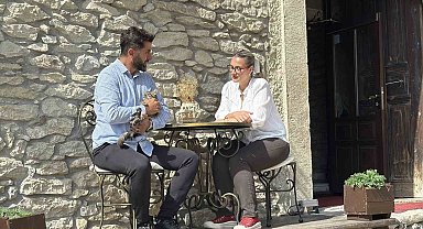 Doğum günü pastası canından ediyordu