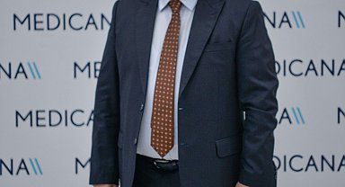 Dr. Özcan Akan: "Güvenli bakım, sağlıkta en temel önceliğimizdir"