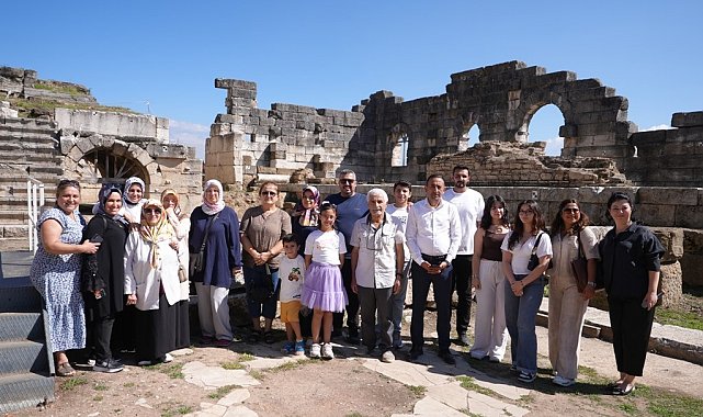 Düzce Belediyesi hizmetlerini kadınlar yerinde gördü