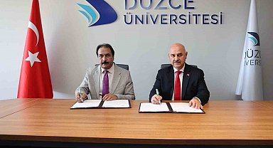 Düzce Üniversitesi ile City University arasında akademik iş birliği
