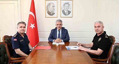 Düzce'de güvenlik ve asayiş toplantısı gerçekleştirildi