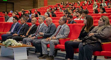 EBYÜ'de yeni öğrencilere oryantasyon programı düzenlendi