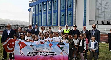 Edirne'de uçurtmalar Gazzeli çocuklar için gökyüzüne yükseldi