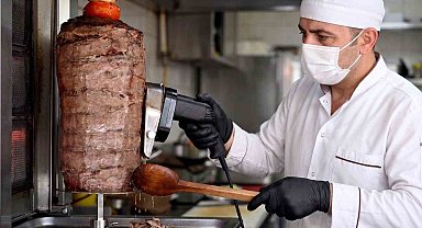 Efeler Belediyesi, Menderes Park'ta vatandaşları kaliteli yemeklerle buluşturuyor