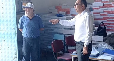 Efeler'de ders kitapları öğrencilerin sıralarındaki yerini almaya başladı