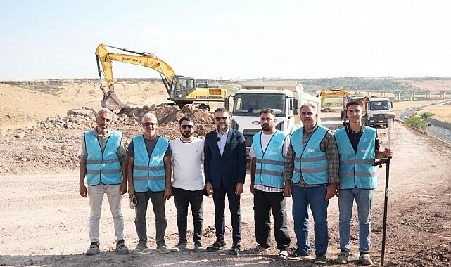 Eğil'de yol yapım çalışması