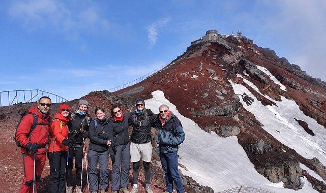 Eğitimci Hanligil Fuji Dağı'na zirve yaptı