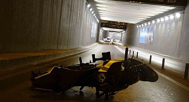 Ehliyetini 20 gün önce alan 18 yaşındaki motosikletli geçirdiği kazada hayatını kaybetti