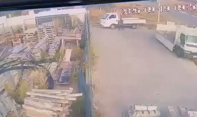 El frenini çekmediği kamyonetin altında kalan sürücü hayatını kaybetti