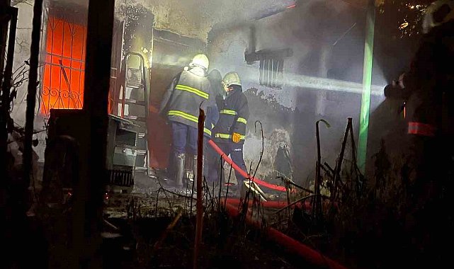 Elazığ'da ev yangını: 2 ölü