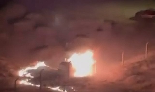 Elazığ'da otomobil alevlere teslim oldu