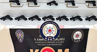Elazığ'da ruhsatsız silah operasyonunda 2 tutuklama